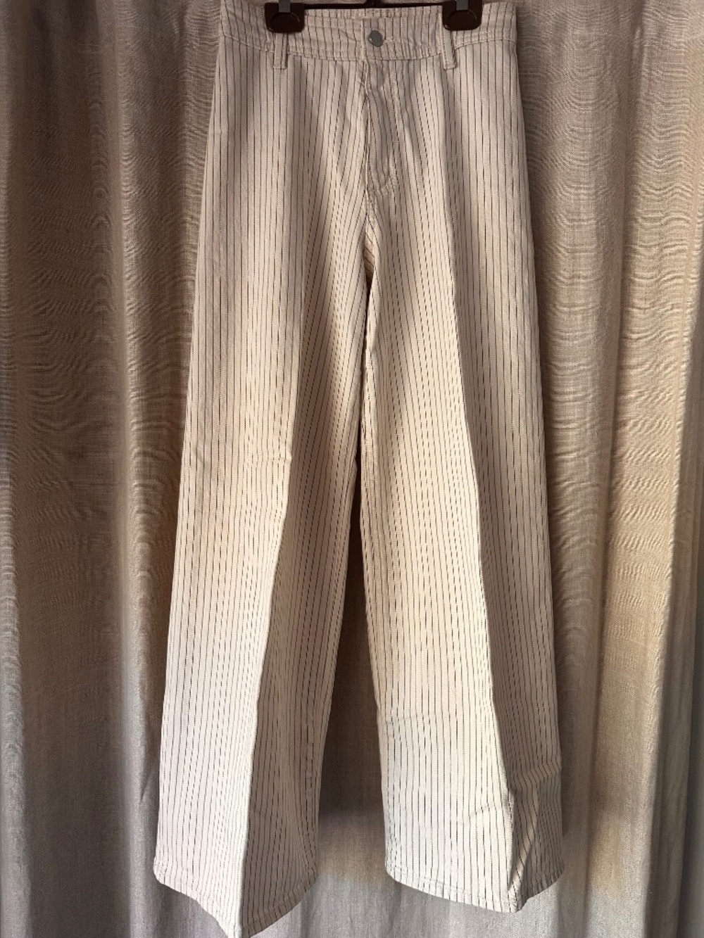The PERFECT Summer pants by Universal Threads.
